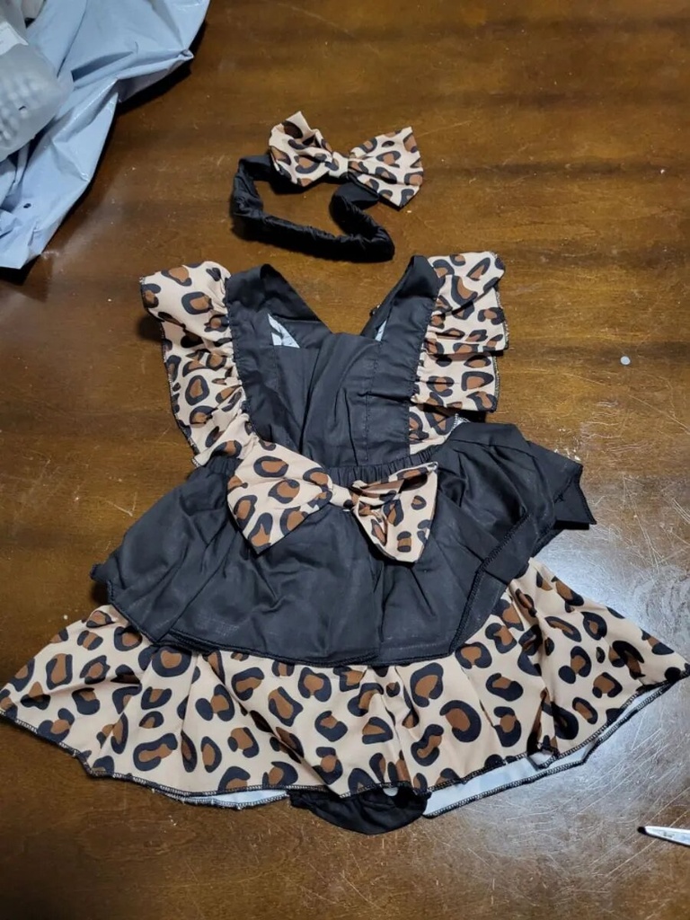 2pcs Baby Girl 95% Cotton Solid & Leopard Print Layered Ruffle Trim Sleeveless Romper and Headband Set