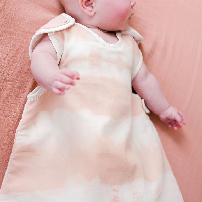 Crane Kendi Wearable Blanket 0-9mo. (Cotton Sateen Kendi Print)