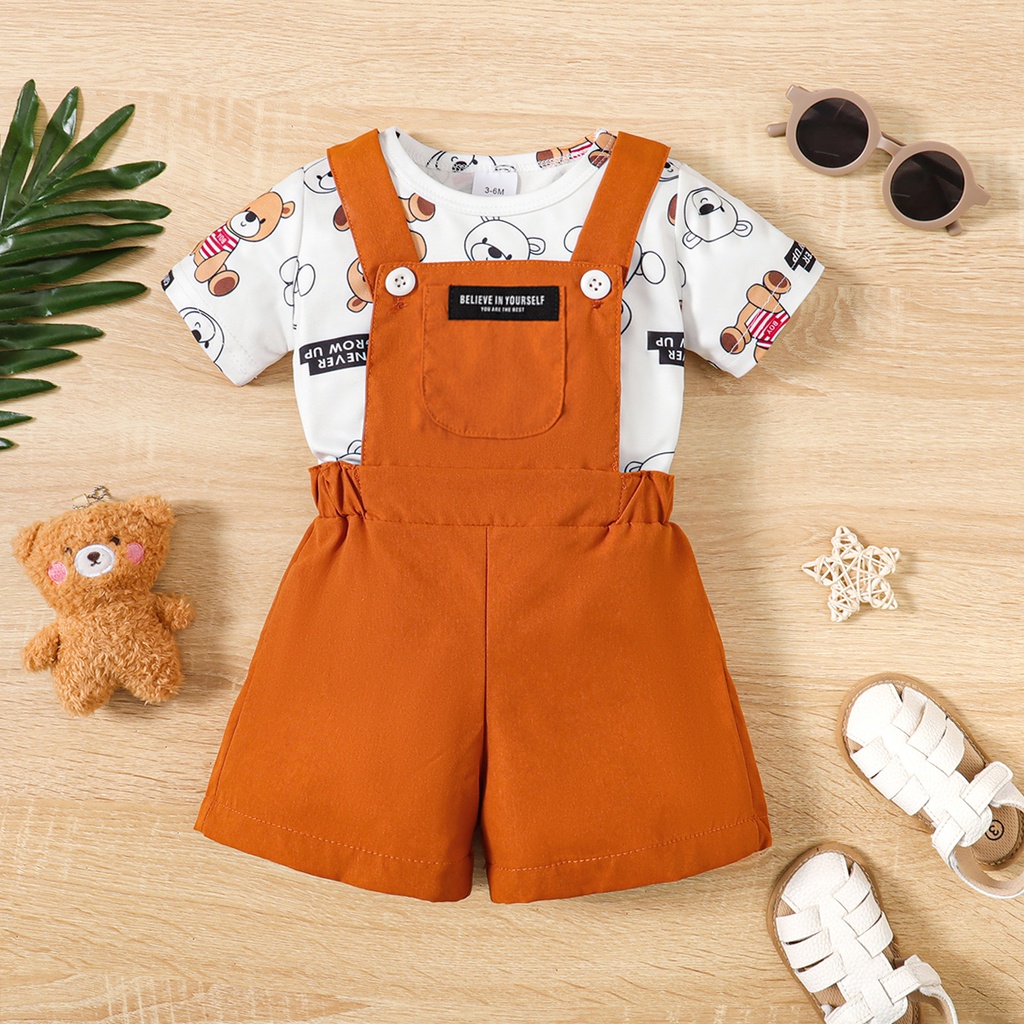 2pcs Baby Boy Allover Bears Print Short-sleeve Tee and Front Pocket Solid Strappy Overalls Set